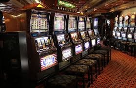 Casino-style slot games available on ph897 platform